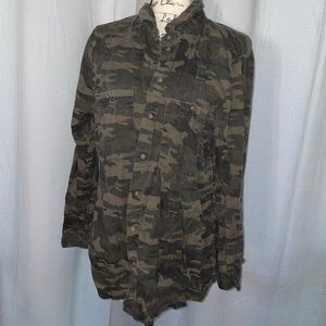 Camo Button-Up